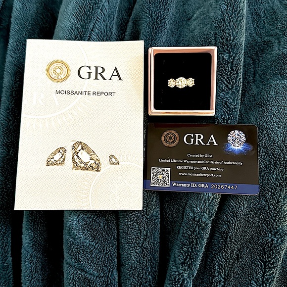 Moissanite Sterling Ring Triple 3 Stone 5 TOTAL CTW 2 CT center stone sz US 8.5 - Picture 3 of 17